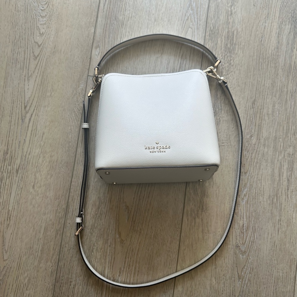 Kate Spade Bucket bag